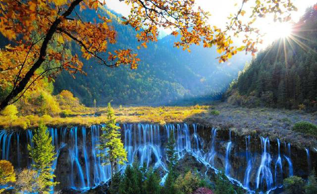 四川景點排行榜前十名，四川旅游必去十大景點推薦