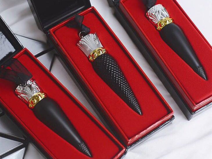 蘿卜丁口紅什么牌子，蘿卜丁口紅一般多少錢